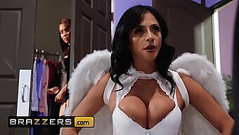 Brezerjeve Milf Čarovnice: Ariella Ferrera In Isis Love V Vročem Srečanju