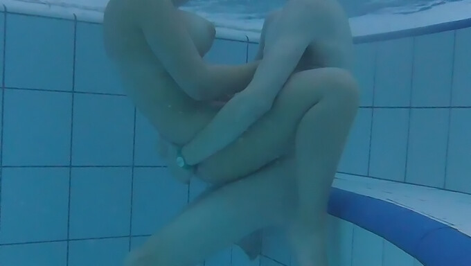 Amateur Couple Indulges In Underwater Passion With Big Natural Breasts And Intense Pleasure