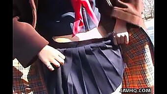 Young Japanese Girl Receives Oral And Vaginal Sex In Open Air