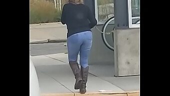 Public Exposure Of A Mature Woman Caught On Hidden Camera